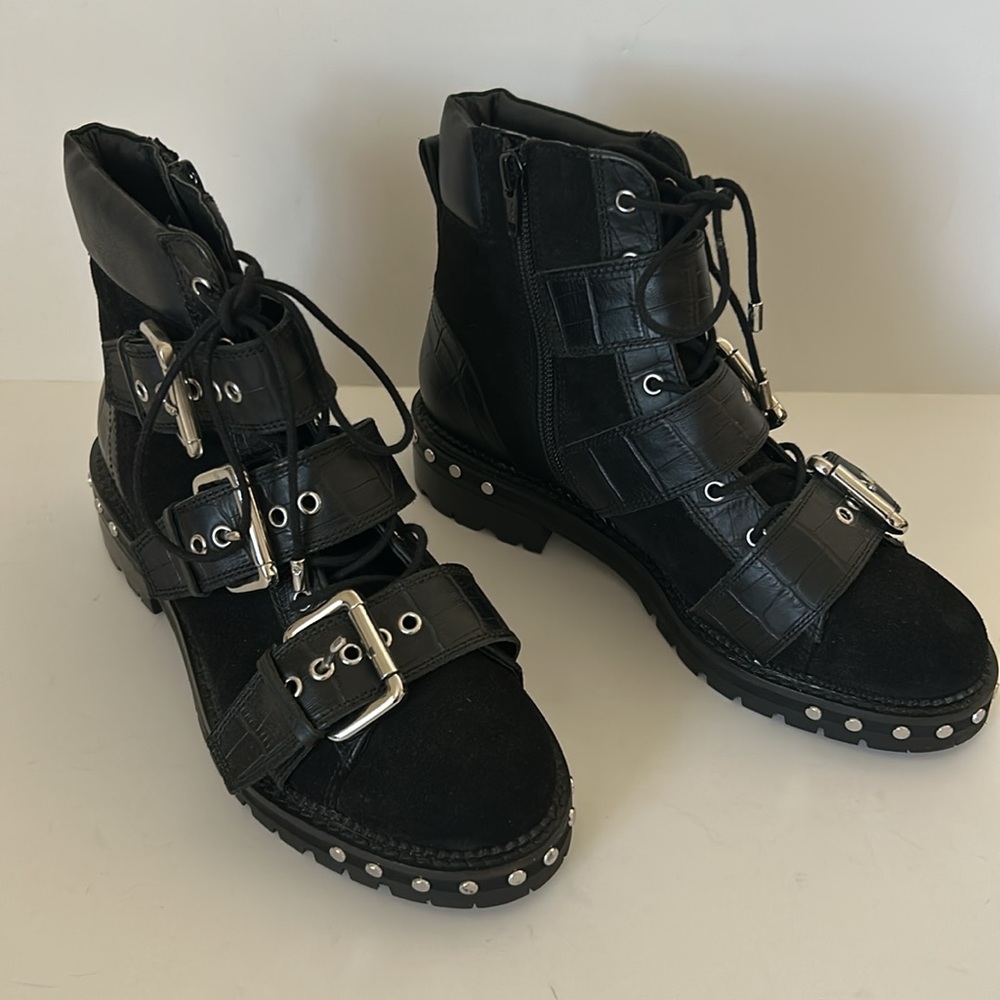 Topshop Black Suede buckle Animal Hiker Boot size 5.5